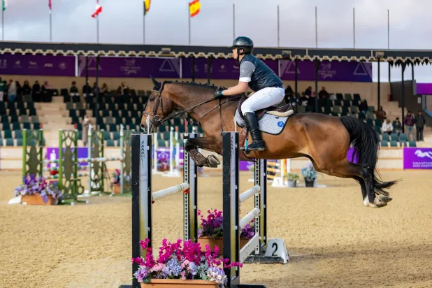 ترقب لليوم الختامي لبطولة قفز الحواجز السبت (الشرق الأوسط)