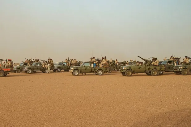 خبراء يقولون إن الأسلحة عالية التقنية التي تستخدمها قوات الدعم السريع تحتاج إلى مساعدة خارجية لتشغيلها (أ.ف.ب)