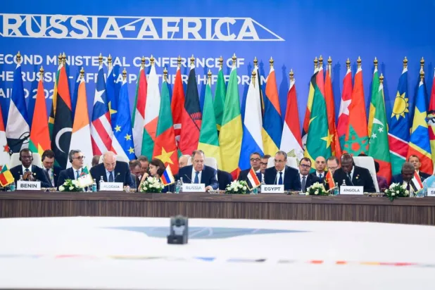 مشاركون في منتدى «الشراكة الروسي-الأفريقي» بالقاهرة (الخارجية المصرية)