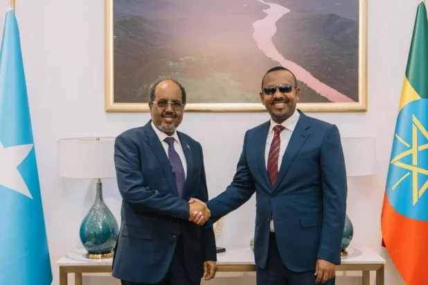 آبي أحمد خلال استقبال الرئيس الصومالي (وكالة الأنباء الإثيوبية)