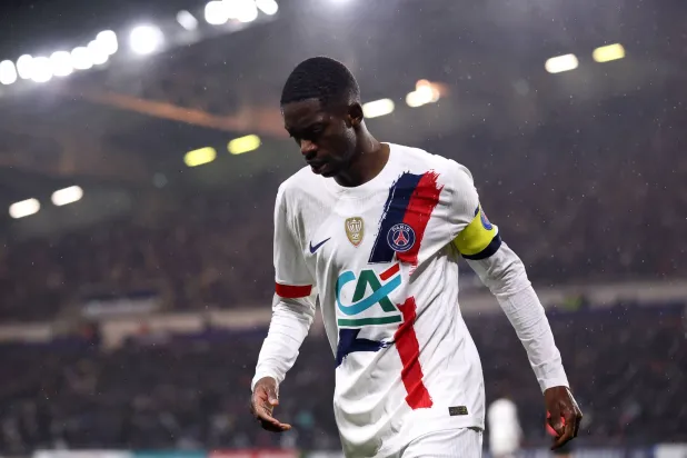 ديمبلي قدم أداء لافتا في المباراة (رويترز)