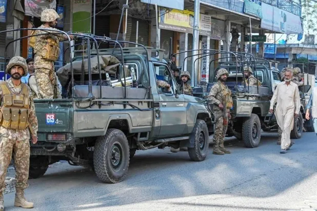 عناصر من الجيش الباكستاني في حالة استنفار (أرشيفية - متداولة)