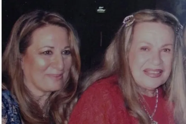 الفنانة هند رستم وابنتها بسنت رضا (خاص لـ«الشرق الأوسط»)