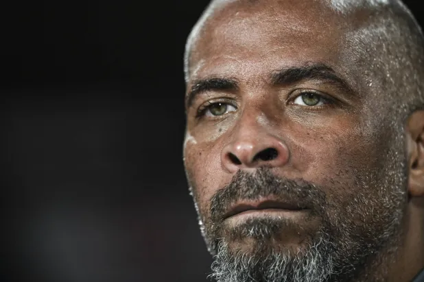 إريك شيل مدرب نيجيريا (إ.ب.أ)