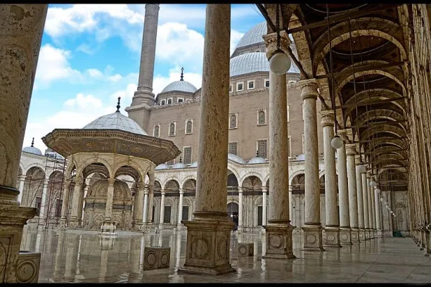 صحن مسجد محمد علي   (وزارة السياحة والآثار)