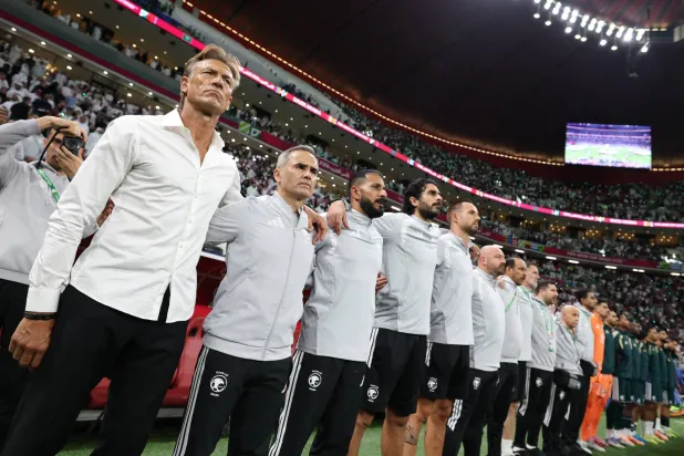 رينارد وجهازه يخضعان لتقييم فني هادئ (رويترز)