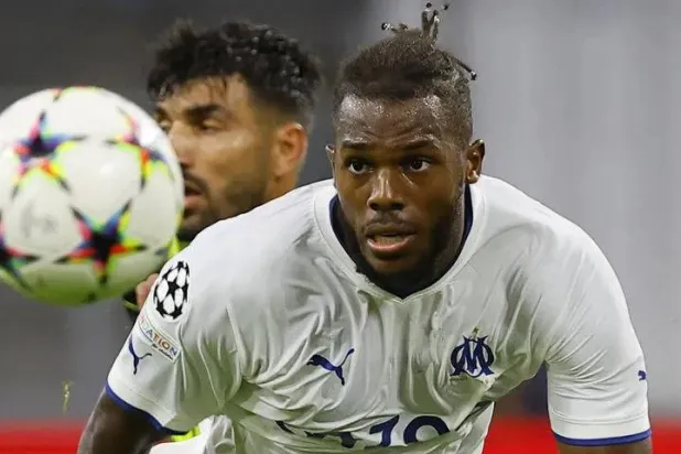 البرتغالي نونو تافاريس نجم لاتسيو الإيطالي (رويترز)