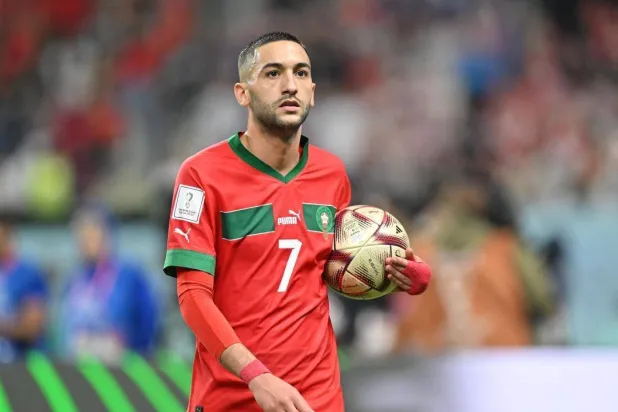 حكيم زياش (إكس)