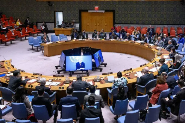 اليمن يرحب ببيان مجلس الأمن الداعم لمجلس القيادة والحكومة