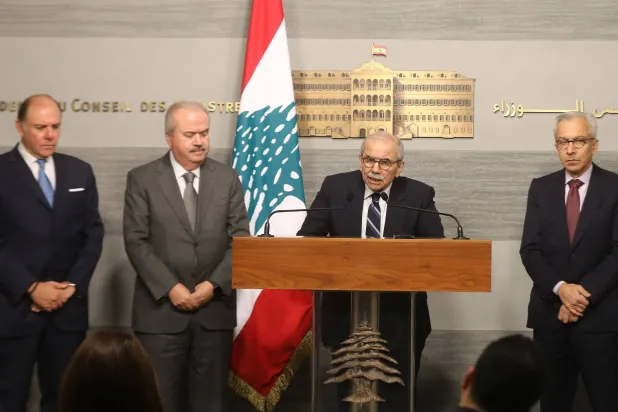 نواف سلام متحدثاً عن «مشروع قانون الانتظام المالي واستعادة الودائع» بحضور وزير المالية ياسين جابر ووزير الاقتصاد عامر البساط وحاكم مصرف لبنان كريم سعيد الأسبوع الماضي (رئاسة الحكومة)