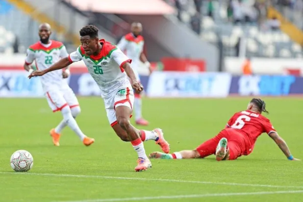 من المباراة التي جمعت بوركينا فاسو وغينيا الاستوائية (كأس أمم أفريقيا)