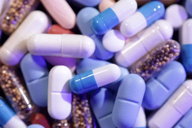 لتحسين المزاج... 3 مكملات غذائية يجب تناولها مع المغنيسيوم 