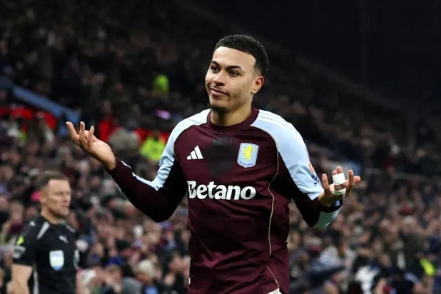 Football - Premier League - Aston Villa v Manchester United - Villa Park, Birmingham, Britain - December 21, 2025 Aston Villa's Morgan Rogers celebrates scoring their second goal =. (Action Images via Reuters/Paul Childs)