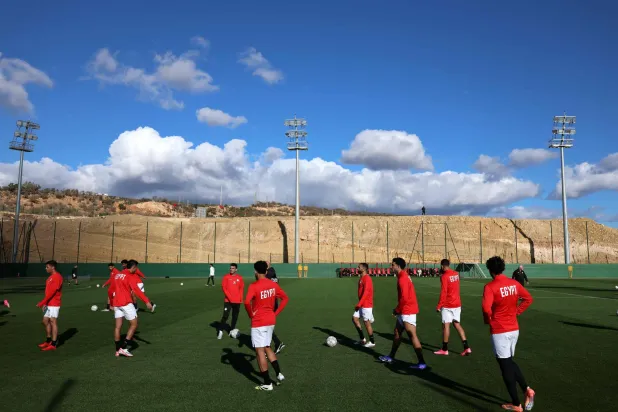 من تدريبات منتخب مصراستعدادا للمباراة (أ.ف.ب)
