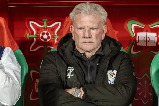 البلجيكي بول بوت المدير الفني لأوغندا (إ.ب.أ)