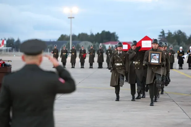 تركيا تودّع ضحايا طائرة الحدّاد بمراسم عسكرية... وطرابلس تقيم تأبيناً رسمياً