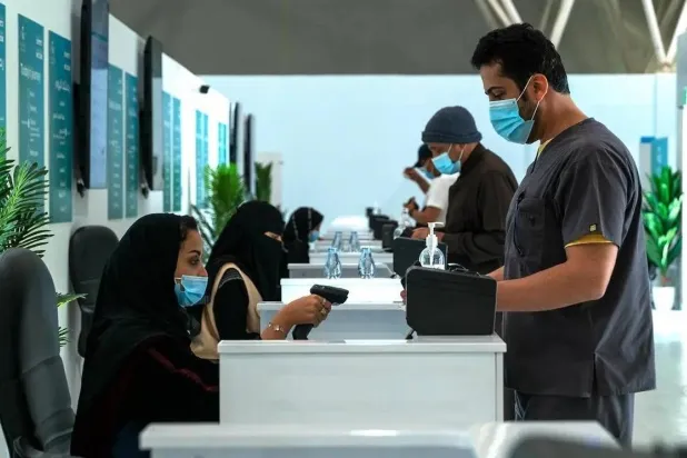 سيدات يعملن في إحدى الجهات بالسعودية (واس)