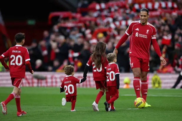 فيرجيل فان دايك (رويترز)