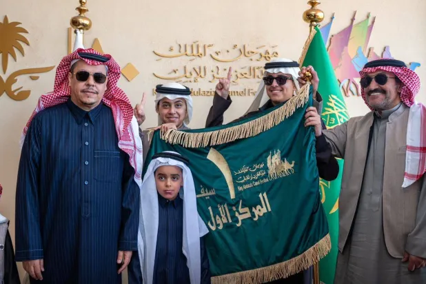 أعلنت لجنة التحكيم النهائي بمهرجان الملك عبد العزيز للإبل في نسخته العاشرة نتائج الفائزين (نادي الإبل)