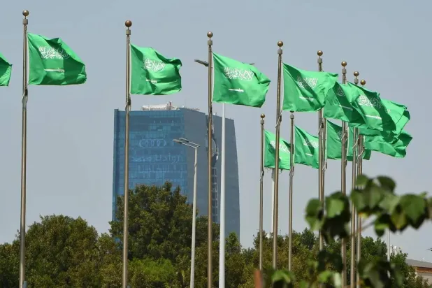 الاقتصاد السعودي يواصل الأداء القوي مع تسارع النمو مدعوماً بتحسّن نشاط القطاع الخاص غير النفطي وارتفاع مستويات الإنتاج الصناعي (الشرق الأوسط)