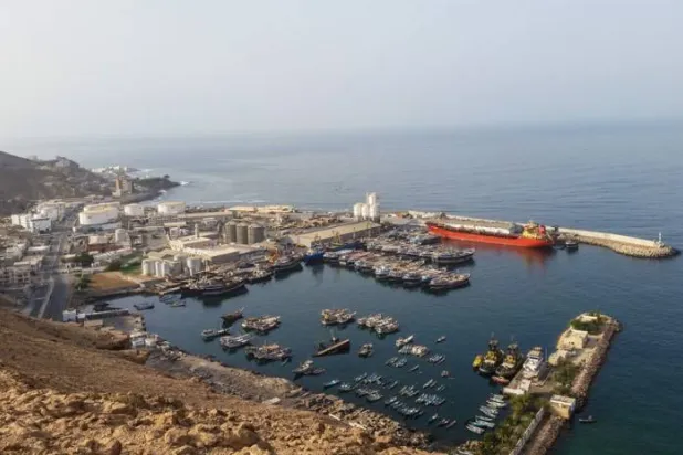 لقطة عامة لميناء المكلا اليمني (أرشيفية)