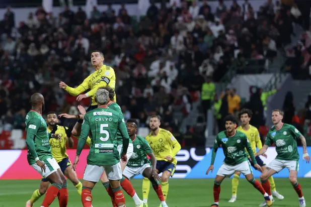 من المباراة التي جمعت النصر والاتفاق في الدمام (تصوير: عبدالعزيز النومان)