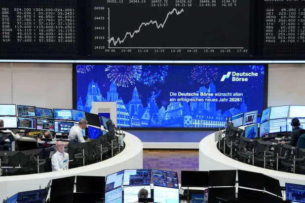 مخطط مؤشر الأسهم الألماني في بورصة فرانكفورت (رويترز)
