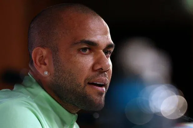 البرازيلي داني ألفيش (رويترز)