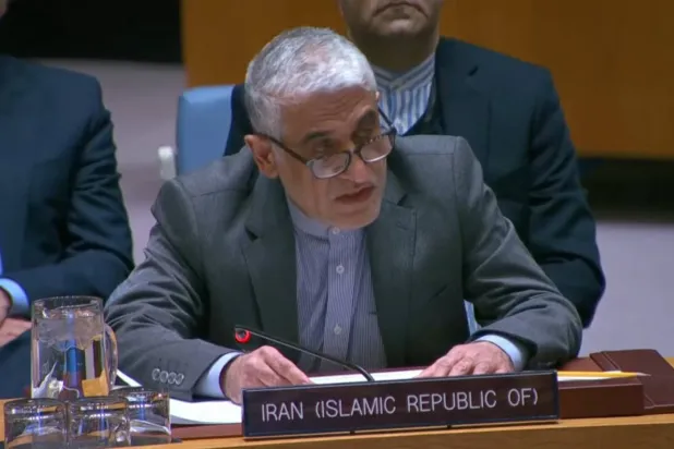 أرشيفية لسفير إيران لدى الأمم المتحدة سعيد إيروان يتحدث خلال جلسة لمجلس الأمن حول النووي الإيراني (تلفزيون الأمم المتحدة)