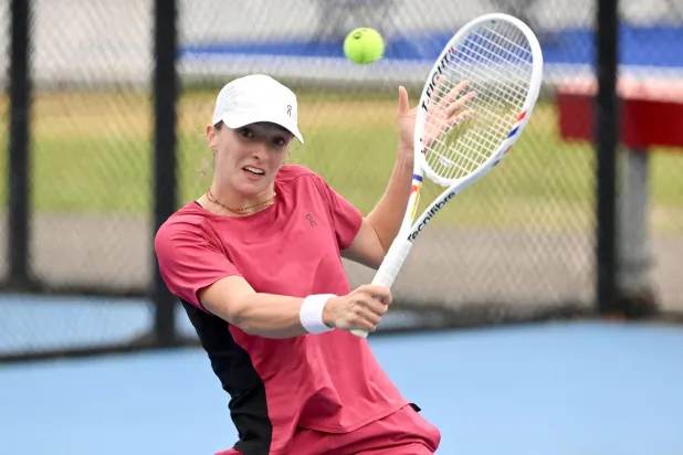 البولندية إيغا شفيونتيك (أ.ف.ب)