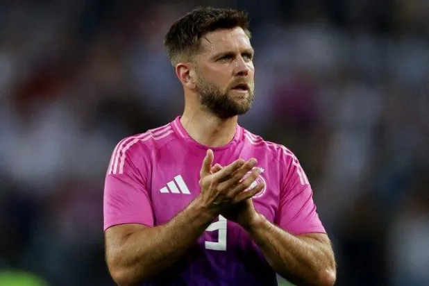 المهاجم الألماني نيكولاس فولكروغ (رويترز)