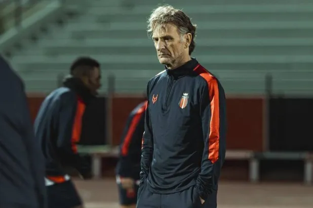 كارينيو يأمل الخروج بفريقه من دوامة الخسائر (موقع النادي)