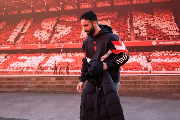 روبن أموريم يغادر مان يونايتد بعد 14 شهراً من التوترات (رويترز)