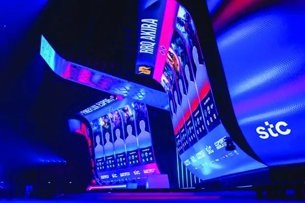 خلال مشاركة «إس تي سي» في أحد المؤتمرات في السعودية (واس)