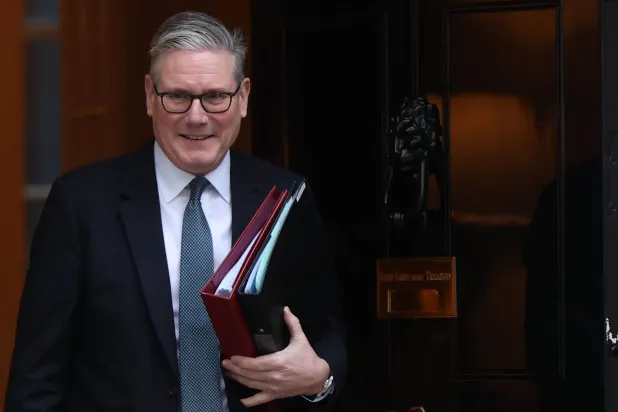 رئيس الوزراء البريطاني كير ستارمر (إ.ب.أ)