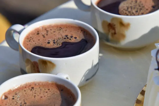 يُعد الكاكاو الخام من أغنى المصادر الطبيعية للمغنسيوم (بكسلز)