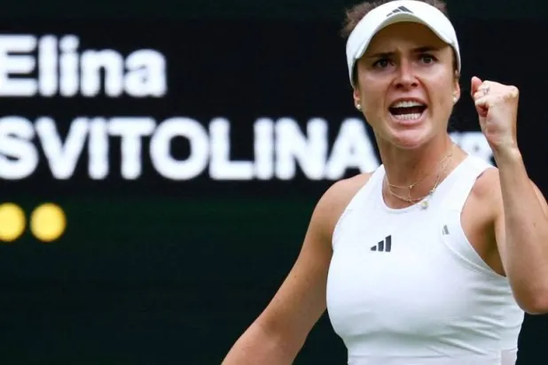 Tennis - Wimbledon - All England Lawn Tennis and Croquet Club, London, Britain - July 11, 2023 Ukraine's Elina Svitolina reacts during her quarter final match against Poland's Iga Swiatek REUTERS/Toby Melville