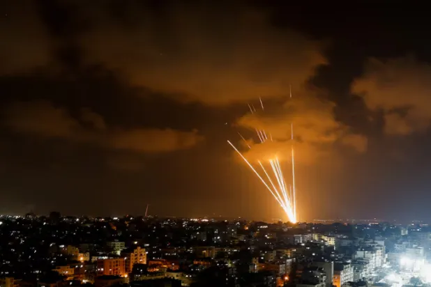 Rockets are fired by Palestinian militants into Israel, amid Israeli-Palestinian fighting, in Gaza City August 5, 2022. REUTERS/Mohammed Salem 
