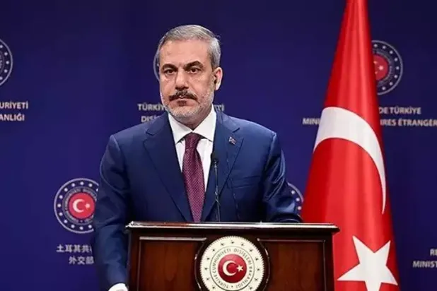 فيدان متحدثاً خلال مؤتمر صحافي في أنقرة الخميس (الخارجية التركية)