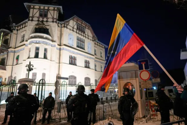 فنزويلا تفرج عن عدد كبير من السجناء السياسيين (أ.ب)