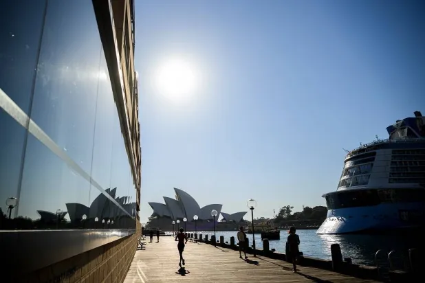 People exercise along Sydney Harbour, Australia, 08 January 2026. (EPA)