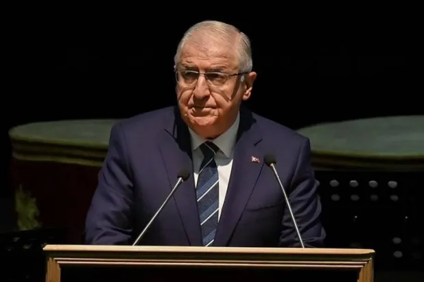 وزير الدفاع التركي يشار غولر (وزارة الدفاع التركية - إكس)