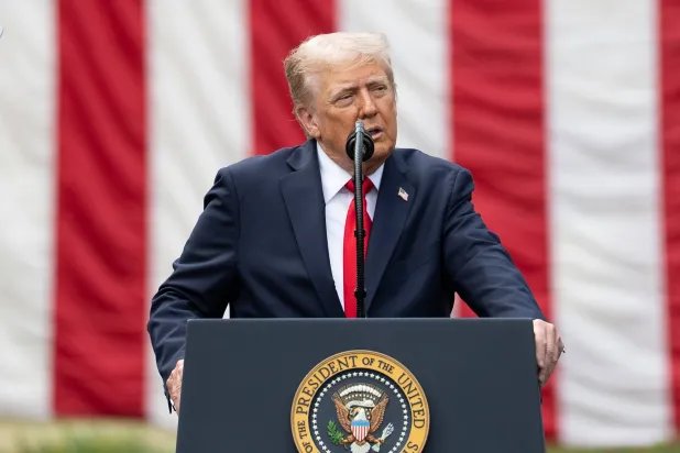 ترمب يلتقي قادة قطاع النفط لمناقشة العلاقة مع فنزويلا