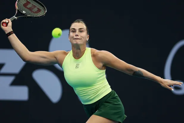 البيلاروسية أرينا سابالينكا تتألق في بريزبين (أ.ب) 