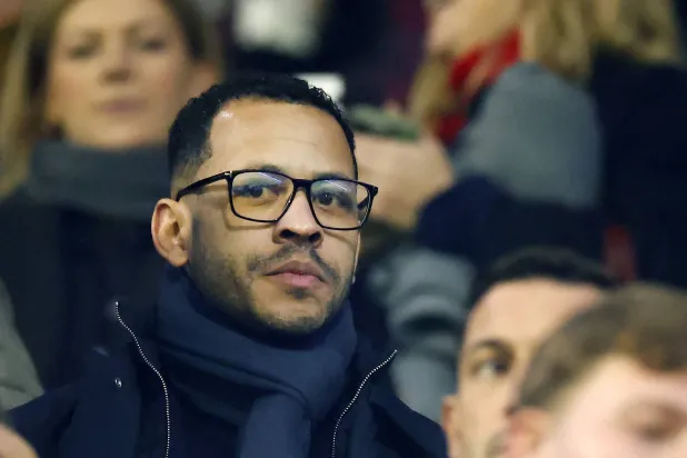 ليام روزنير مدرب تشيلسي الجديد (إ.ب.أ)