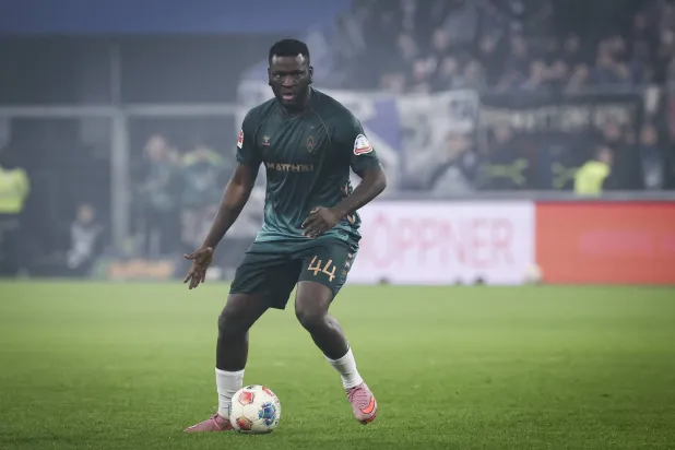 النيجيري فيكتور بونيفاس مهاجم فريق فيردر بريمن (د.ب.أ)