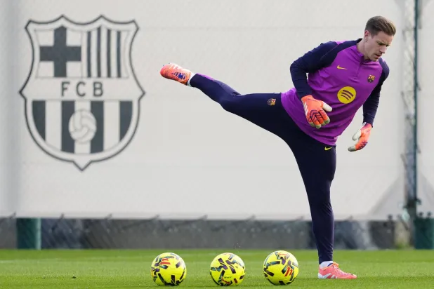 الحارس الألماني مارك أندير تيرشتيغن (إ.ب.أ)