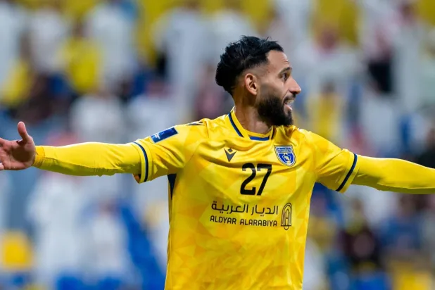 سلطان مندش حطّ رحاله في الهلال بعد مسيرة ارتدى فيها قمصان عدة أندية (الشرق الأوسط)