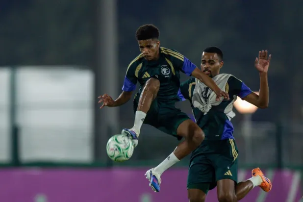 لاعبو الأخضر خلال تدريباتهم الأخيرة (المنتخب السعودي) 