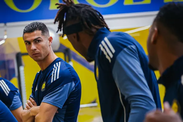 كريستيانو رونالدو خلال التدريبات الأخيرة قبل مواجهة الهلال (نادي النصر)